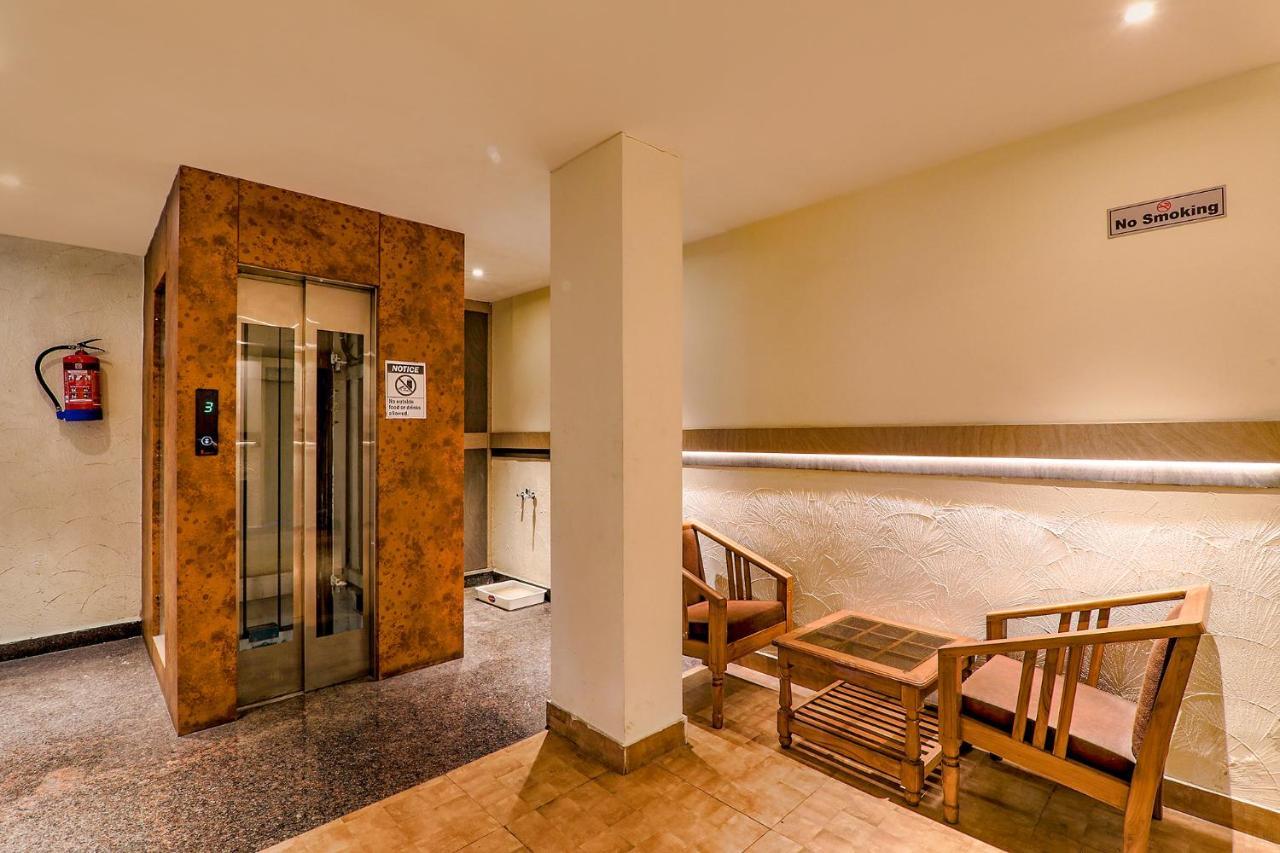 Townhouse Geetraj Near Shalimar Gateway Lucknow Hotel Bagian luar foto