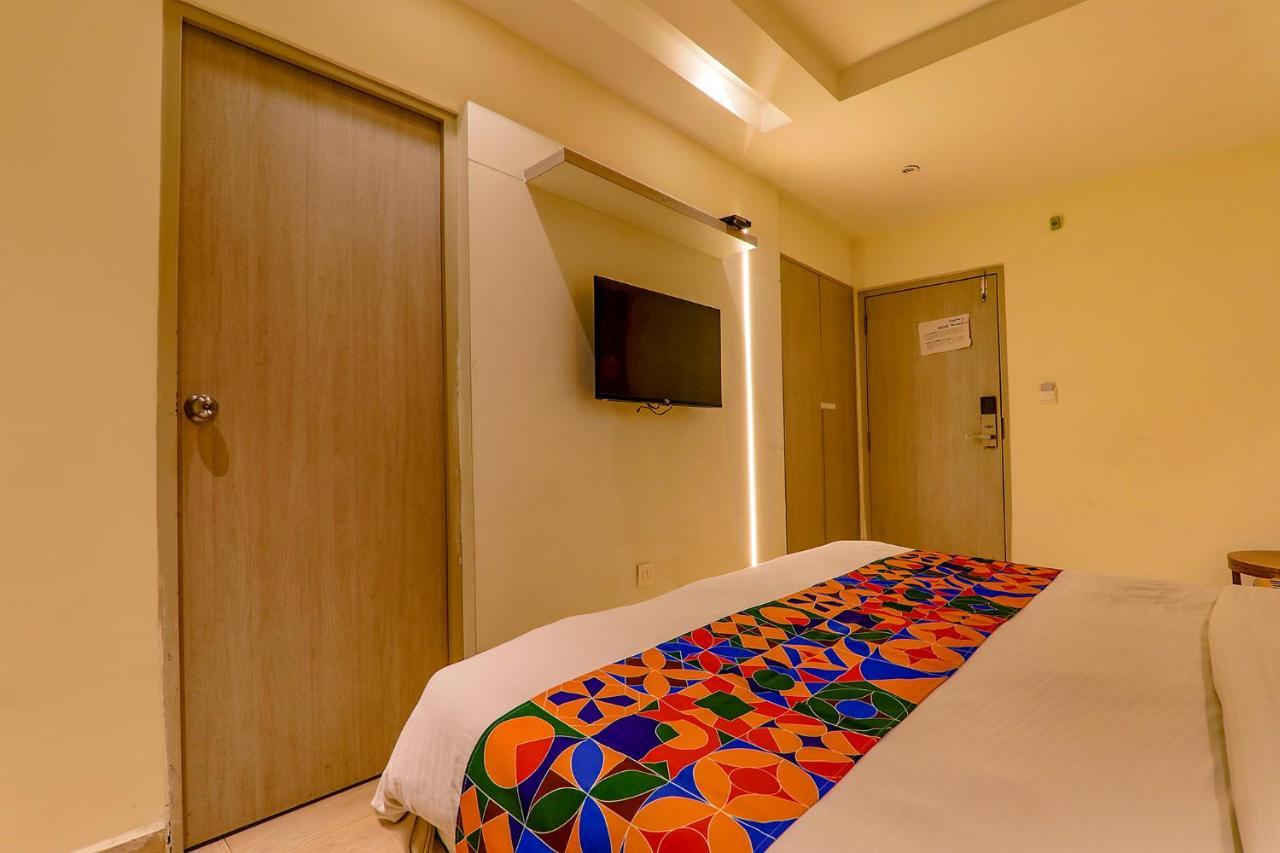 Townhouse Geetraj Near Shalimar Gateway Lucknow Hotel Bagian luar foto